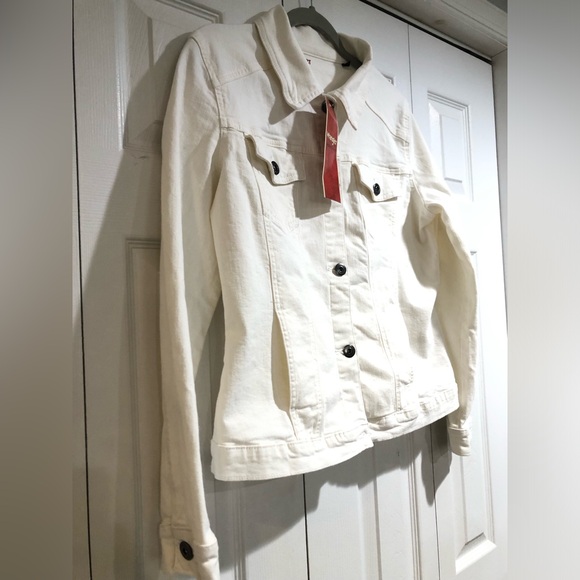 Wrangler Authentics Women’s Stretch Denim Off-White Jacket - Picture 4 of 13